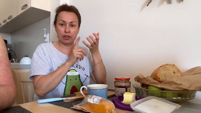 Что можно купить на 8€ ! Больше не мой ФАВОРИТ! смотреть онлайн
