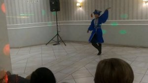 Зажигательный калмыцкий танец