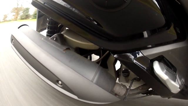 Sym Maxsym 400 0 to 100kmh accelerations on board riding.
