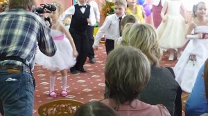 Танец Хулахуп