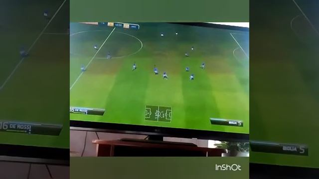Играем в FIFA14 в месте с другом смотреть онлайн