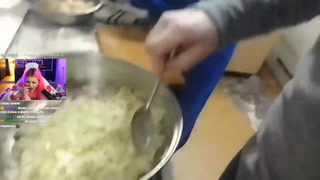 ИЛЬЯ ОБЪЕДАЕТ БАБУШКУ ЛИДУ! // ИЛЬЯ И ЛИДА смотреть онлайн