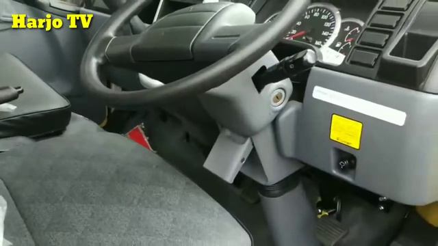 Mitsubishi Fuso Colt Diesel Canter FE 74 S - Indonesia смотреть онлайн