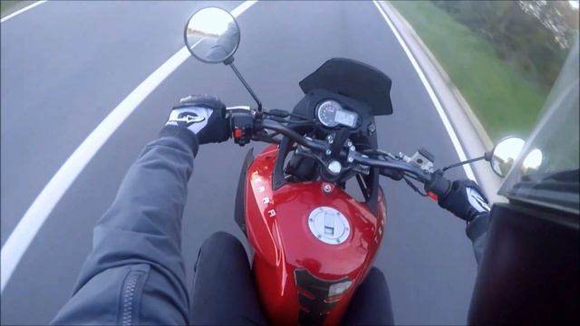 Tramo de curvas Derbi Terra // Gerard Serra смотреть онлайн