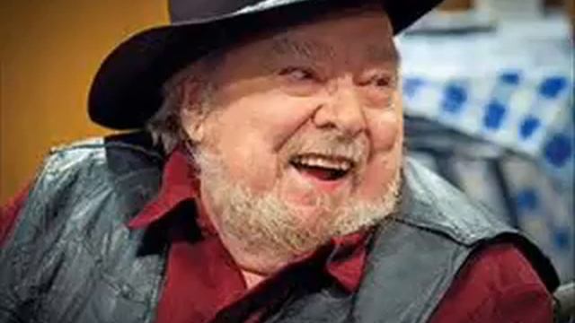 Lester Flatt And Mac Wiseman Sing "Your Love Is Like a Flower" смотреть онлайн