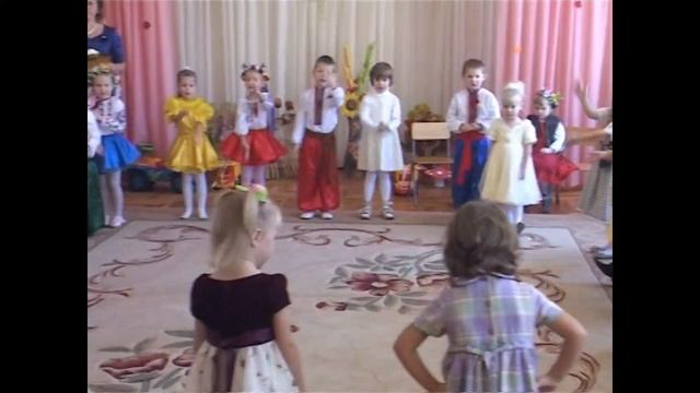 Праздник Осени 1 (Сад-200 12-группа) смотреть онлайн