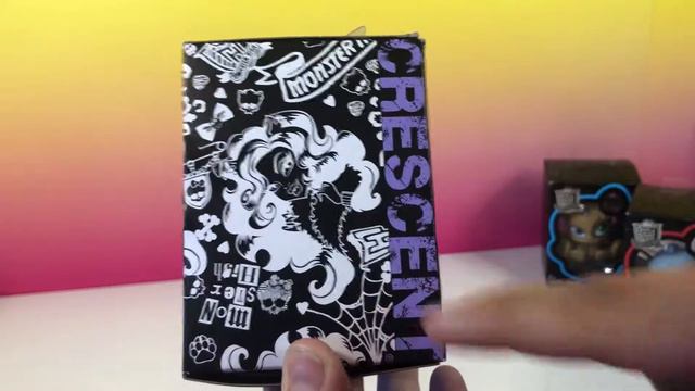 Toy Tuesday: Monster High Pets Vinyl Figures Review смотреть онлайн