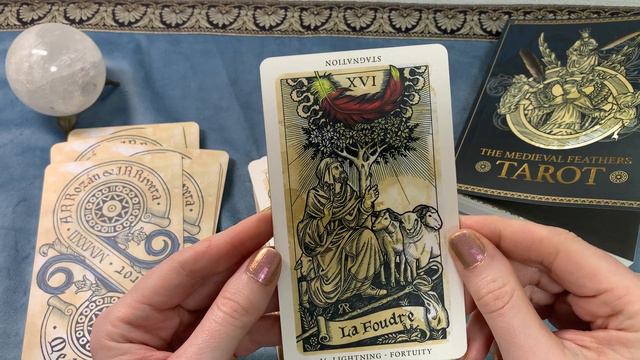 Новинка от Blue Angel 🩵The Medieval Feathers Tarot🪶 “Таро Средневекового Пера” 🪶 смотреть онлайн