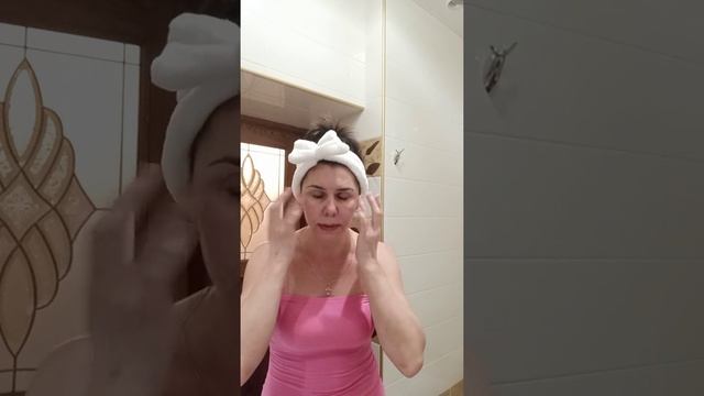 Уход за кожей лица с косметикой Мэри Кэй