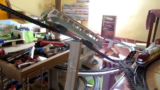 Бумажный трамвай 71-608КМ смотреть онлайн