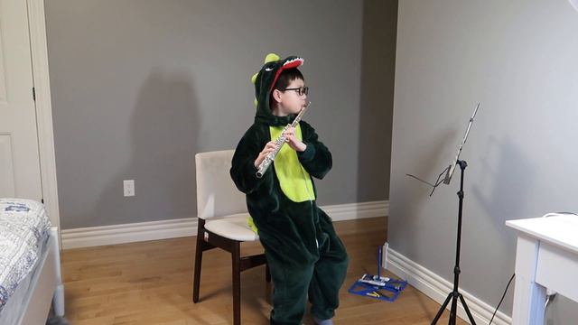 Ben Liu plays Gavotte on flute for Sistema online Festival смотреть онлайн