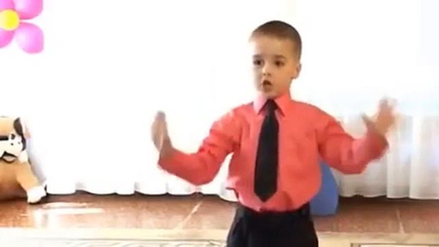 Шуточное стихотворение Я уже мужчина Выпускной бал в детском саду смотреть онлайн