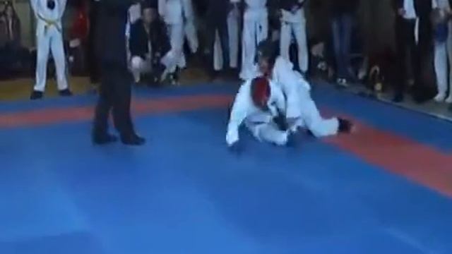 Слюсарчук І 90 кг 1кубок України з рукопашного бою 2014 одесса смотреть онлайн