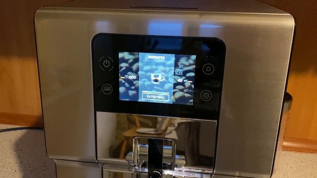 KRUPS Intuition Experience EA877D - Test parzenia Ristretto
