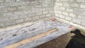 Лью стяжку по полиэтилену