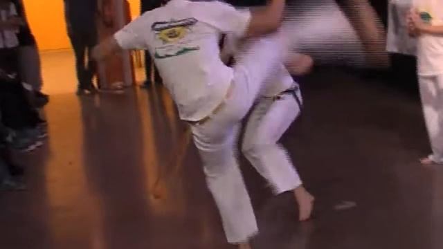 Festival perkusií 2014 - Capoeira смотреть онлайн