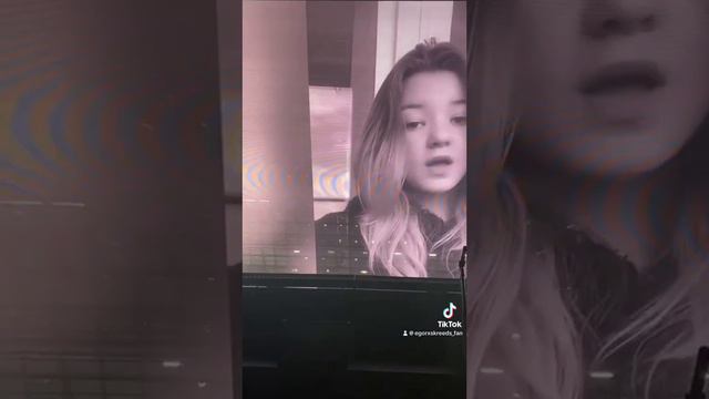 Ровно год назад,попала к нему под песню не идеальна;) @kreed #неидеальна смотреть онлайн