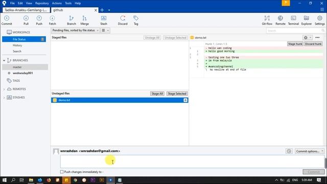 Upload Project using Github and Sourcetree - Create New Branch and Push into Master Branch смотреть онлайн