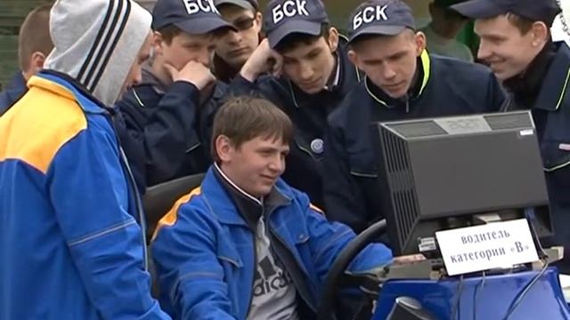 «Парад профессий – 2015» в Белгороде смотреть онлайн