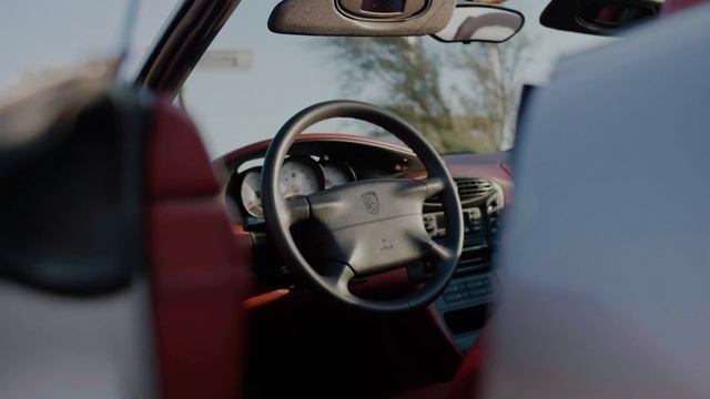 BILLION Dollar Car?! смотреть онлайн