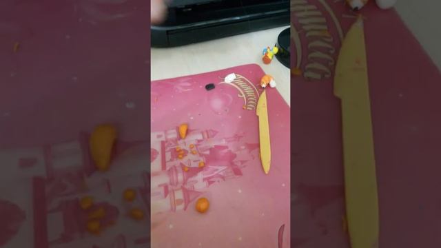 как слепить лисичку из пластилина. смотреть онлайн