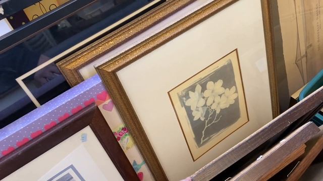 I COULDN'T BELIEVE THEY WERE JUST SITTING THERE! THRIFT WITH ME & HAUL* Better Than Goodwill Prices смотреть онлайн