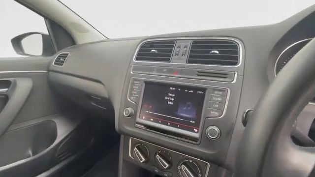 Volkswagen Polo TSI BlueMotion Tech SE Hatchback 5dr Petrol Manual Euro 6 (s/s) (90 ps) смотреть онлайн