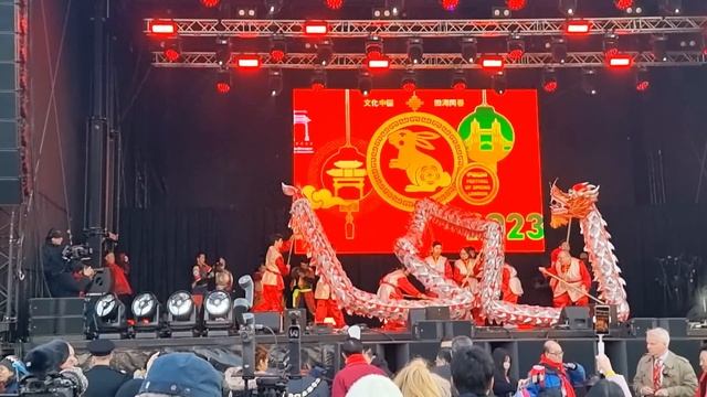 Chinese New Year Lion Dance Performance London 4K 60FPS | 癸卯年年初一舞獅表演 смотреть онлайн