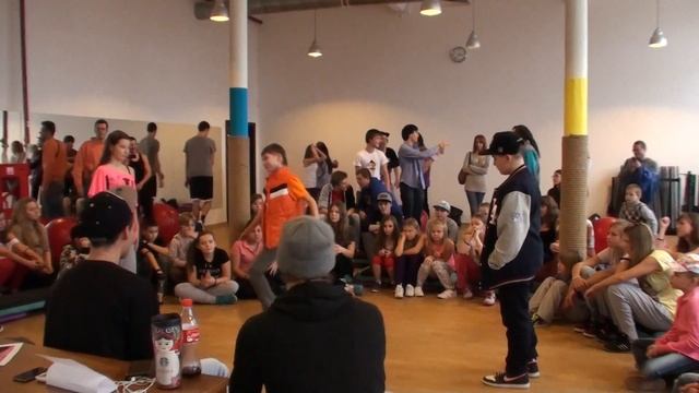 BeatSlaves Battle III Эльмира Т vs Валя П vs Игорь Л Hip Hop Beg 1 4 смотреть онлайн