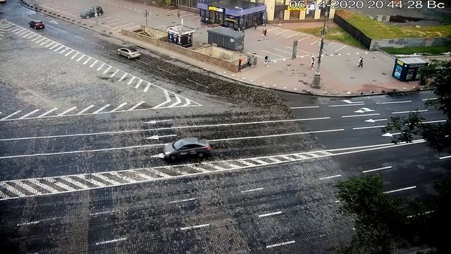 Веб-камера Киев Европейская площадь + Майдан 2020 06 14 смотреть онлайн