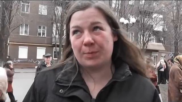 Жители Мариуполя против переименования улицы Варганова.1 смотреть онлайн