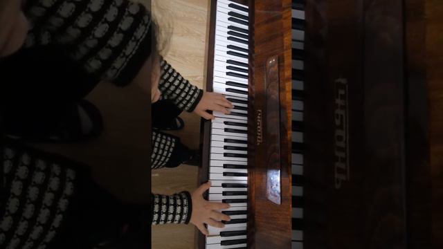 Romeo and Juliet piano💗 смотреть онлайн