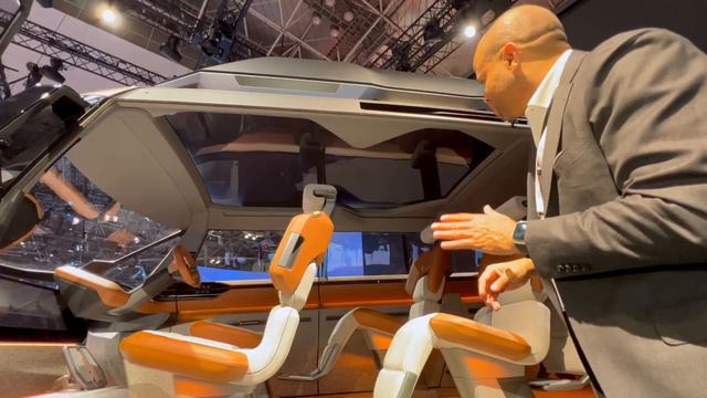 Why Mitsubishi's Delica D:X Concept is the Family and Off-Road Minivan EV of Tomorrow - First Look смотреть онлайн