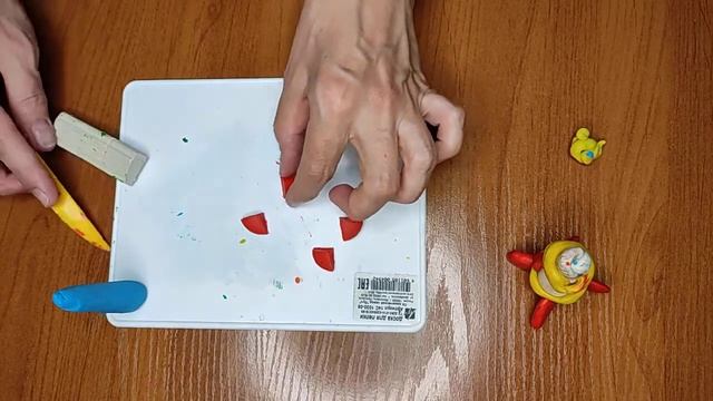 Лепим из пластилина ракету. смотреть онлайн