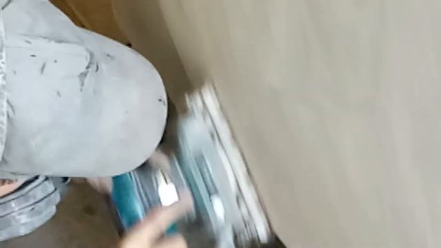 ЗиЛ 5301 Бычок( часть 5) Шлифовка грунт шпатлевки вибрационной шлифмашинкой Makita смотреть онлайн