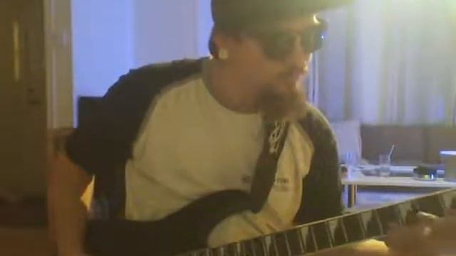 Marilyn Manson Sweet Dreams guitar cover CTSUND!!! смотреть онлайн