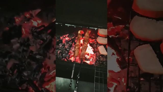 Шашлык на двоих ?#мясо#шашлык#шортс #вкусно #еда #мясонауглях #дача