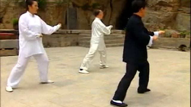 Шаолинь жоуцюань - 13 форм архата. Люхань просеивает муку