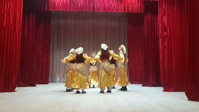 Греческий народный танец "Тригона" смотреть онлайн