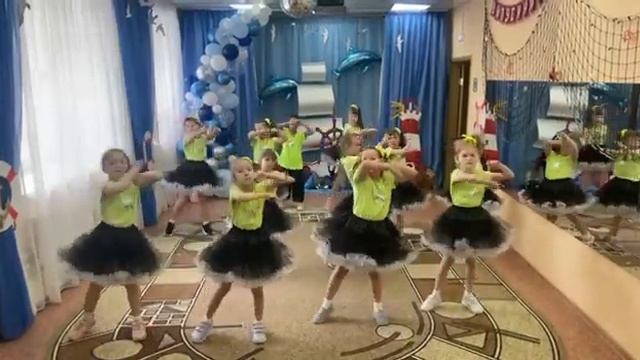 Танец "Ай, будет круто!" старшая группа смотреть онлайн