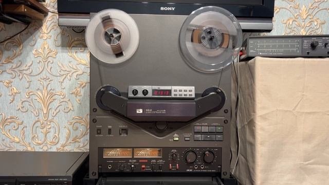 Катушечный магнитофон Akai GX-747 DBX смотреть онлайн