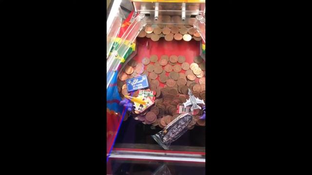 Arcade claw machine wins and lots more arcade games fun смотреть онлайн