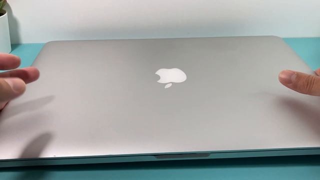 CHEAP MacBook Pro eBay Unboxing Review (2022) смотреть онлайн