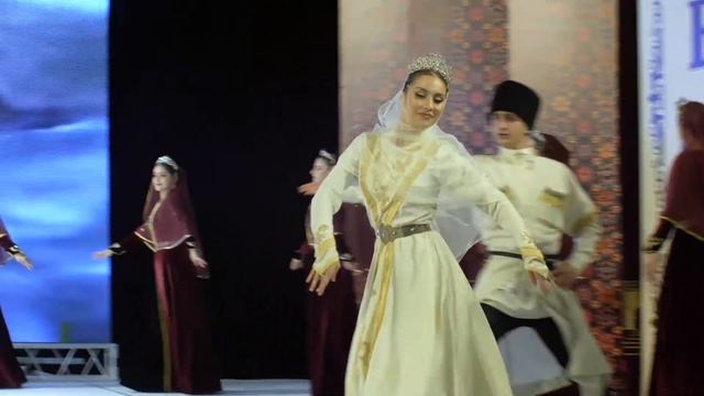 "ГЮНЕШ" КУМЫКСКИЙ ТАНЕЦ смотреть онлайн