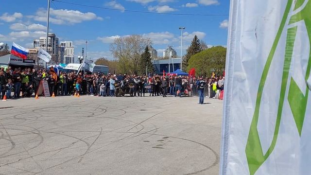 Мотошоу на открытии мотосезона смотреть онлайн