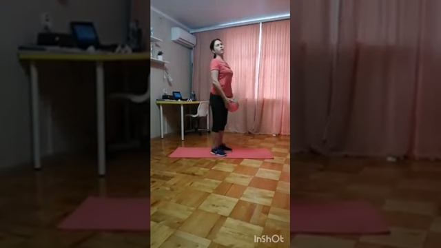 Занятие по физкультуре "Школа мяча" в домашних условиях смотреть онлайн