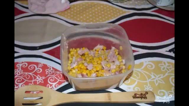 Рецепты Салат Восторг с курицей смотреть онлайн