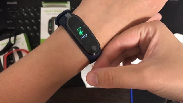 Смарт браслет Smart Bracelet М4 Pro с измерением температуры, давления, пульса смотреть онлайн
