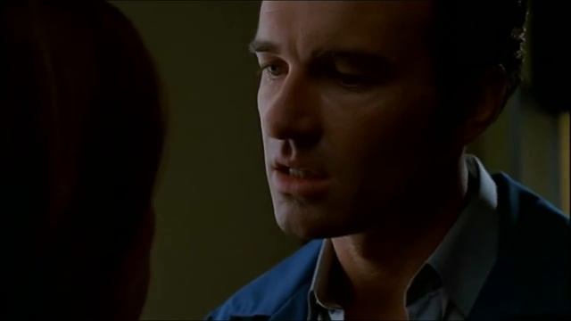 Julian McMahon - Trust Me, I'm A Doctor смотреть онлайн