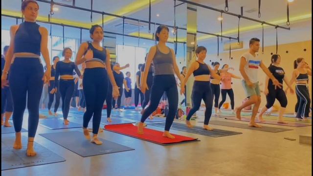 Yoga Dance Chura ke Dil Mera By Basistha At Yoga Fit Kelapa Gading Indonesia #yogadance #yoga смотреть онлайн